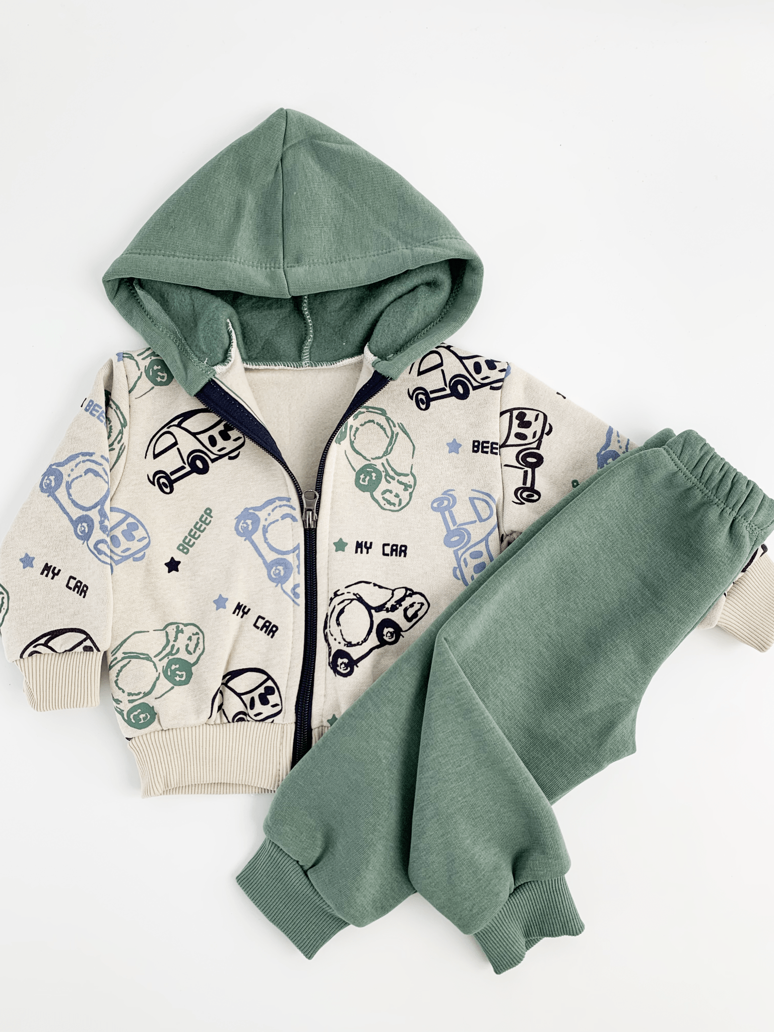 Trening copii gros verde cu masinute - 2 piese - Botez bebelusi