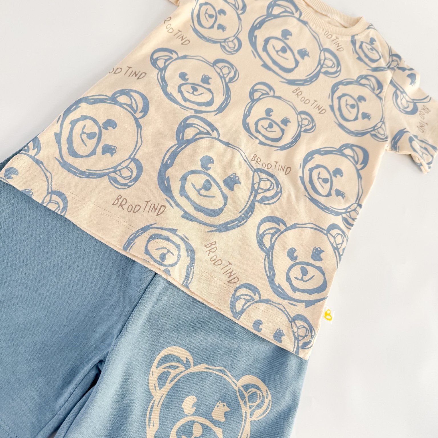 Trening scurt cu ursulet - albastru cu bej - Botez bebelusi