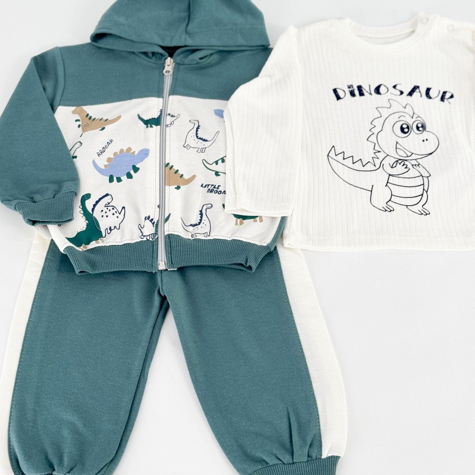 Trening verde baiat cu dinozauri - Botez bebelusi