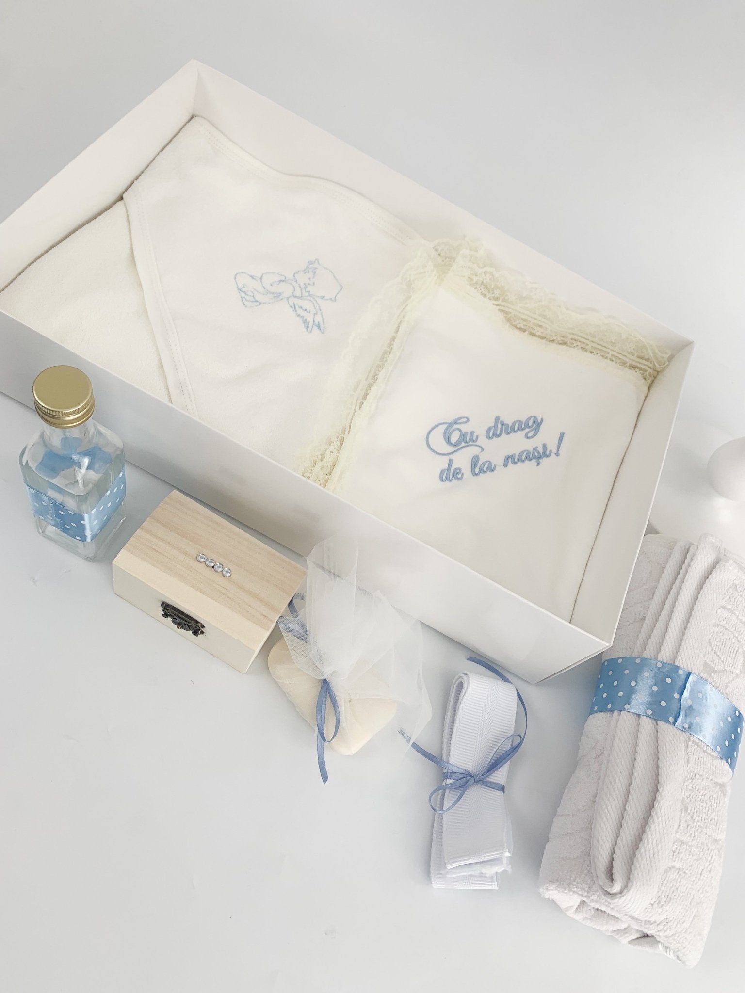 Trusou baiat albastru cu ingeras - Botez bebelusi