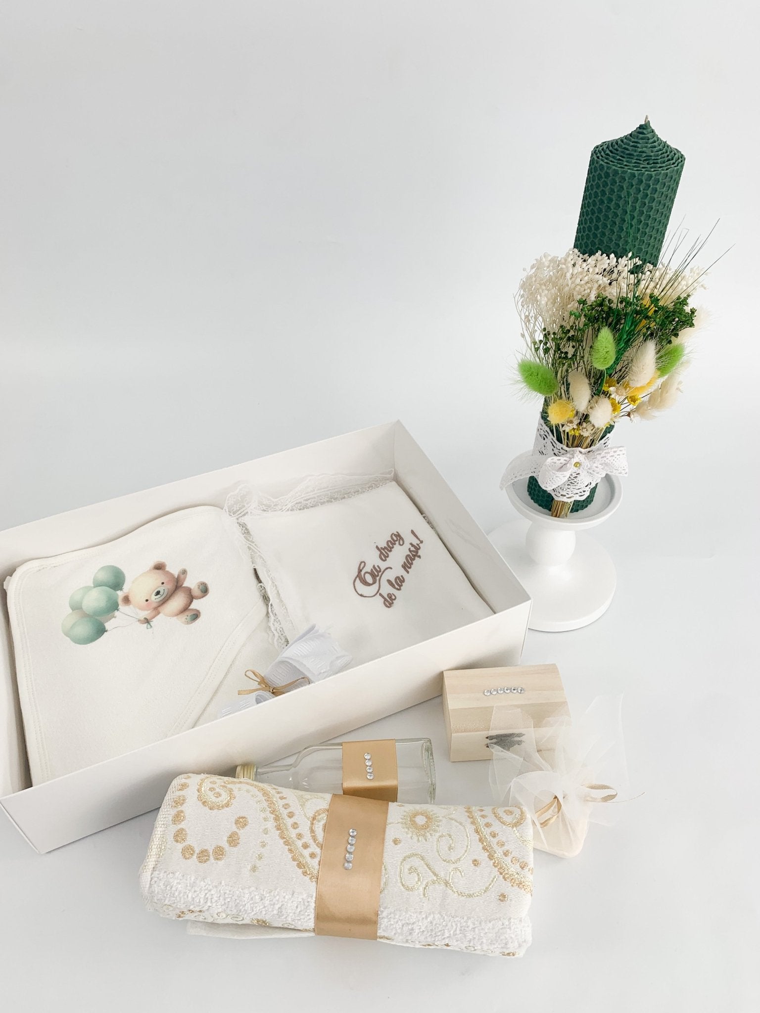Trusou baiat verde ursulet cu baloane - Botez bebelusi