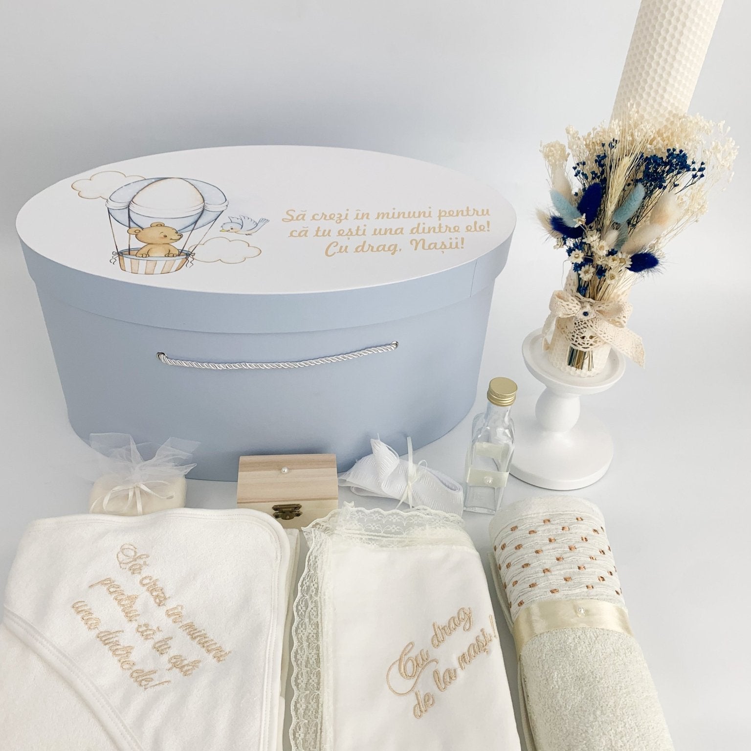 Trusou botez complet albastru cu ursulet cu baloane - Botez bebelusi