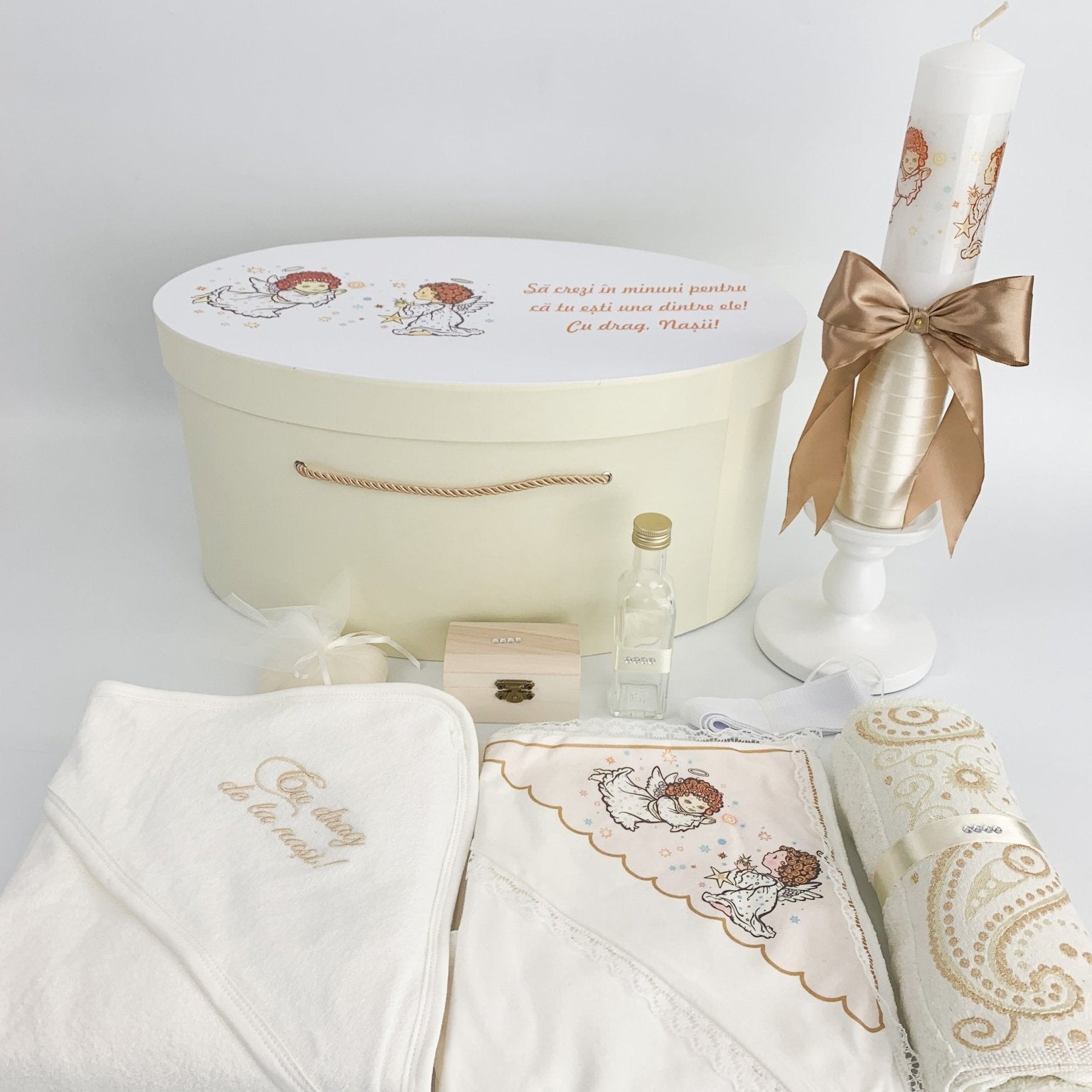 Trusou botez complet auriu cu ingerasi - Botez bebelusi