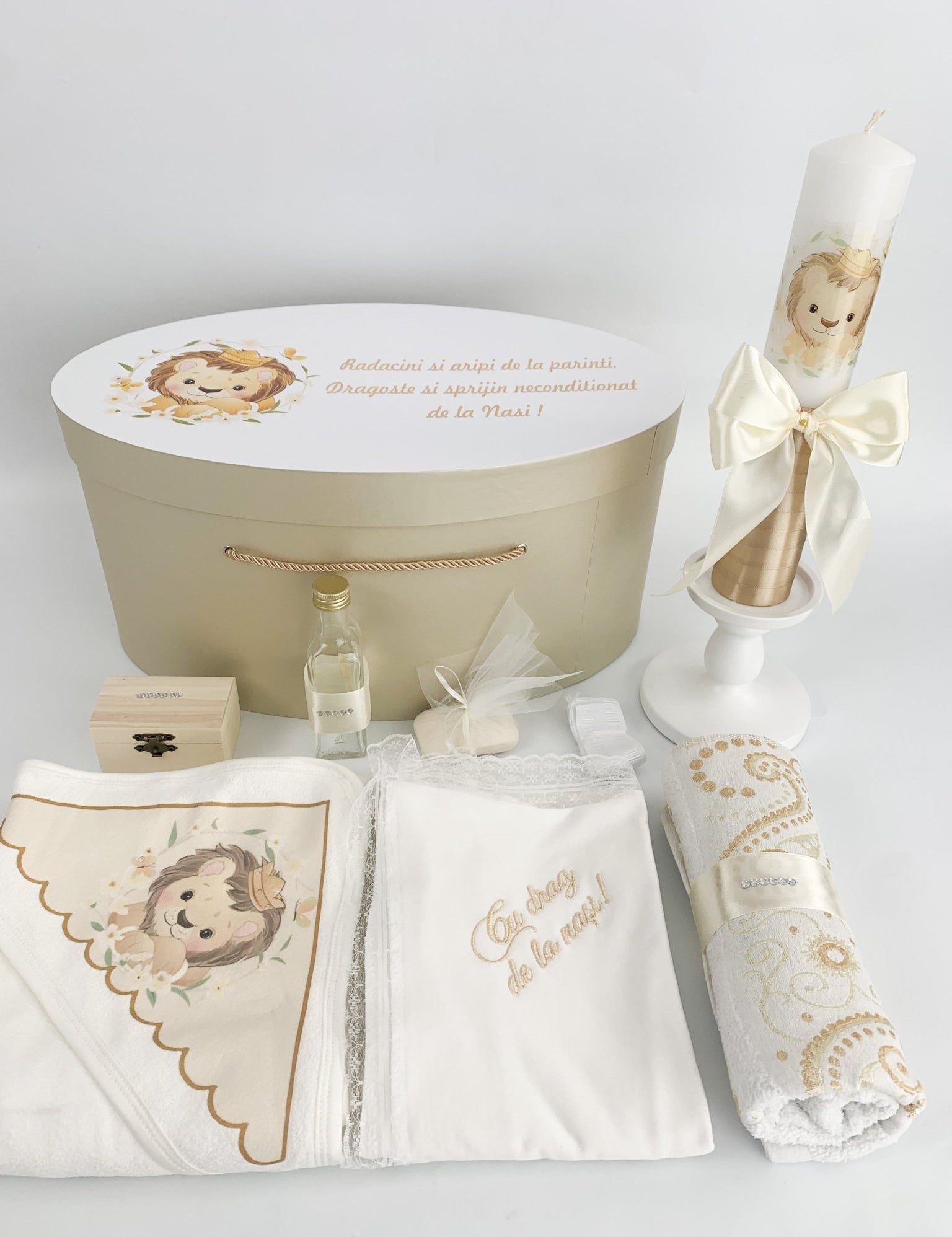 Trusou botez complet auriu cu leu - Botez bebelusi