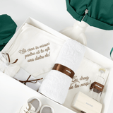 Trusou botez complet cu hainute si lumanare personalizata hand made - Alesio - Botez bebelusi