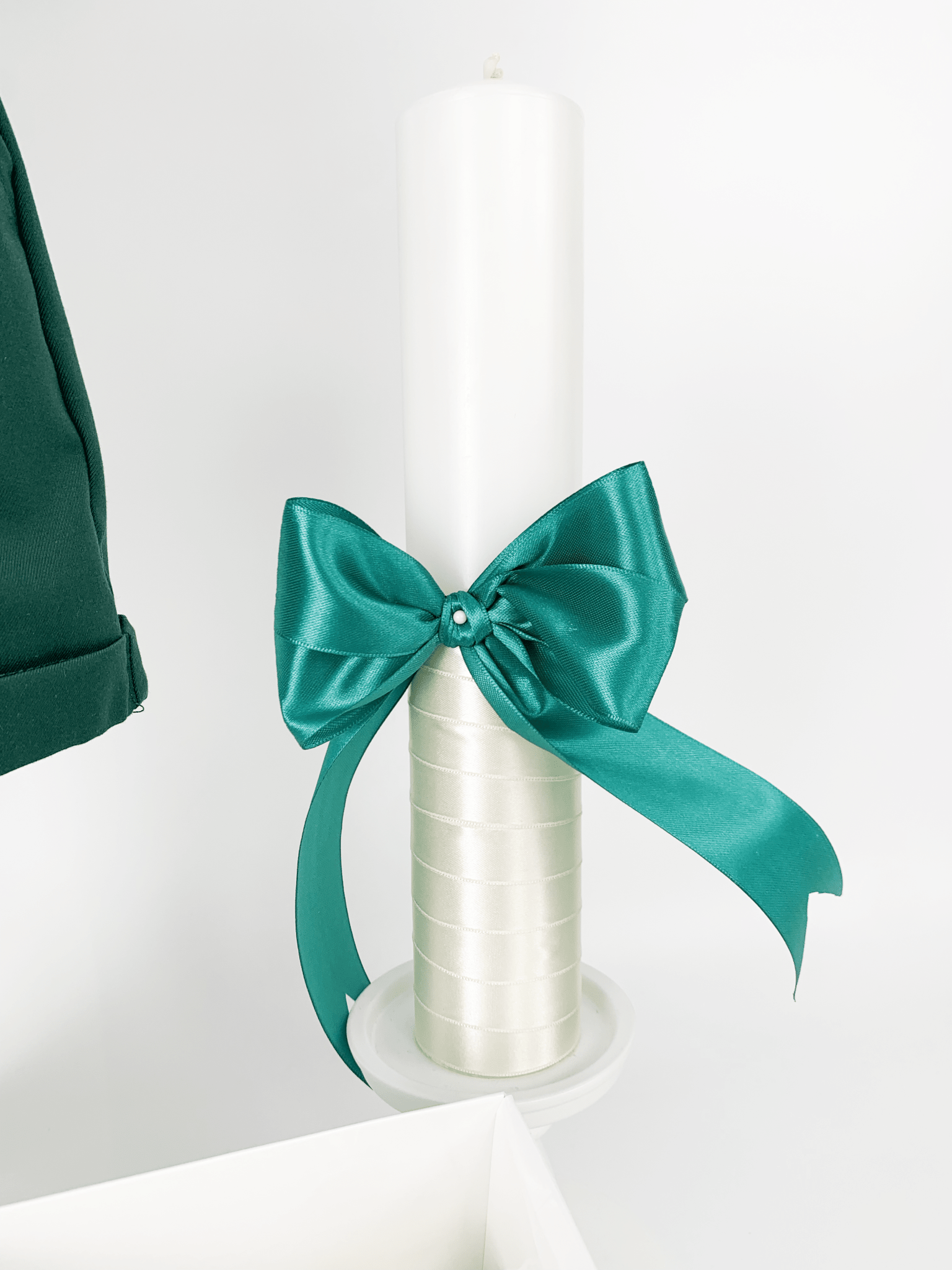 Trusou botez complet cu hainute si lumanare personalizata hand made - Alesio - Botez bebelusi