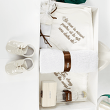 Trusou botez complet cu hainute si lumanare personalizata hand made - Alesio - Botez bebelusi