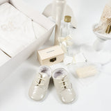 Trusou botez complet cu hainute si lumanare personalizata hand made - Clau - Botez bebelusi
