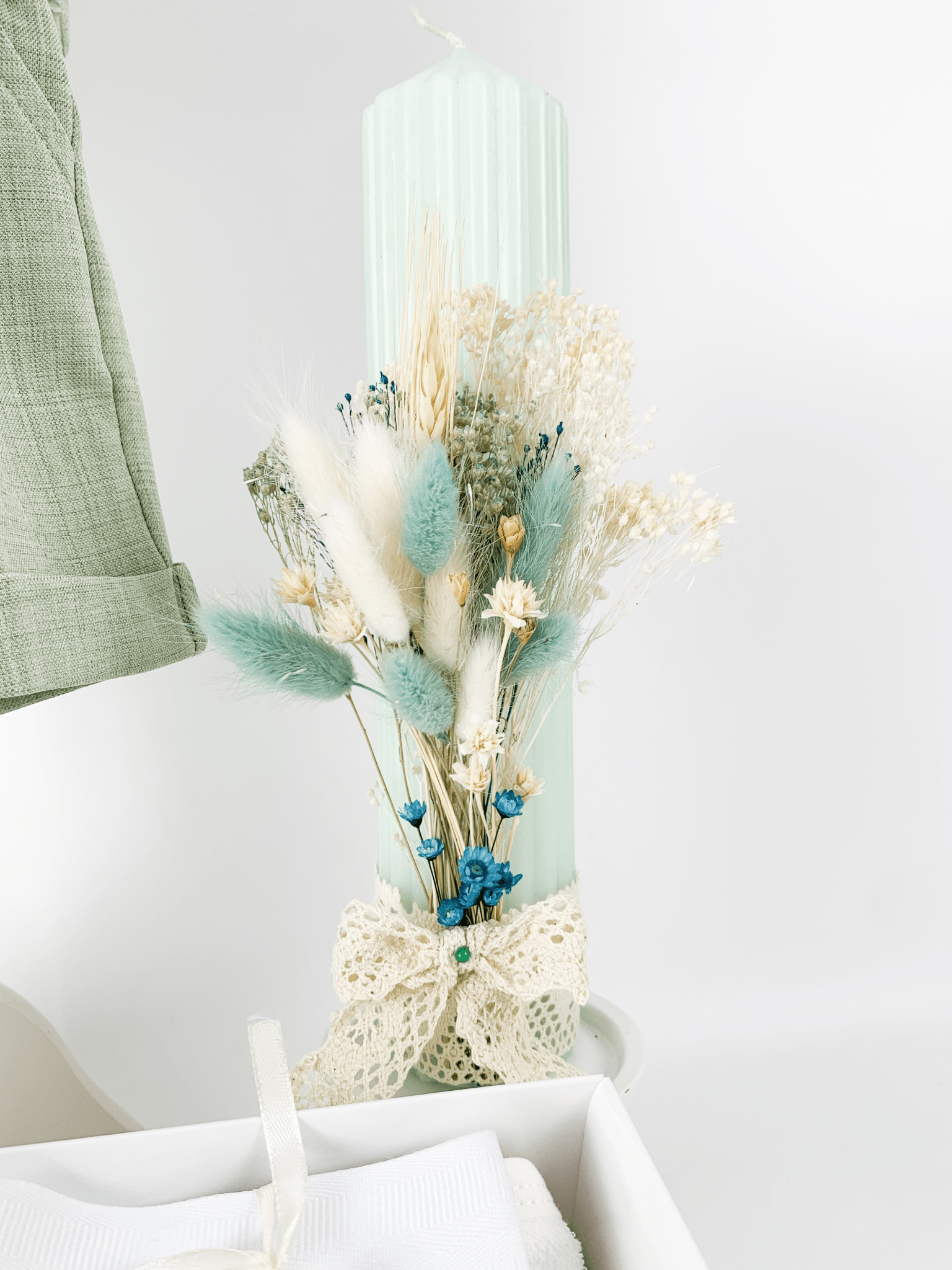 Trusou botez complet cu hainute si lumanare personalizata hand made - Martin - Botez bebelusi
