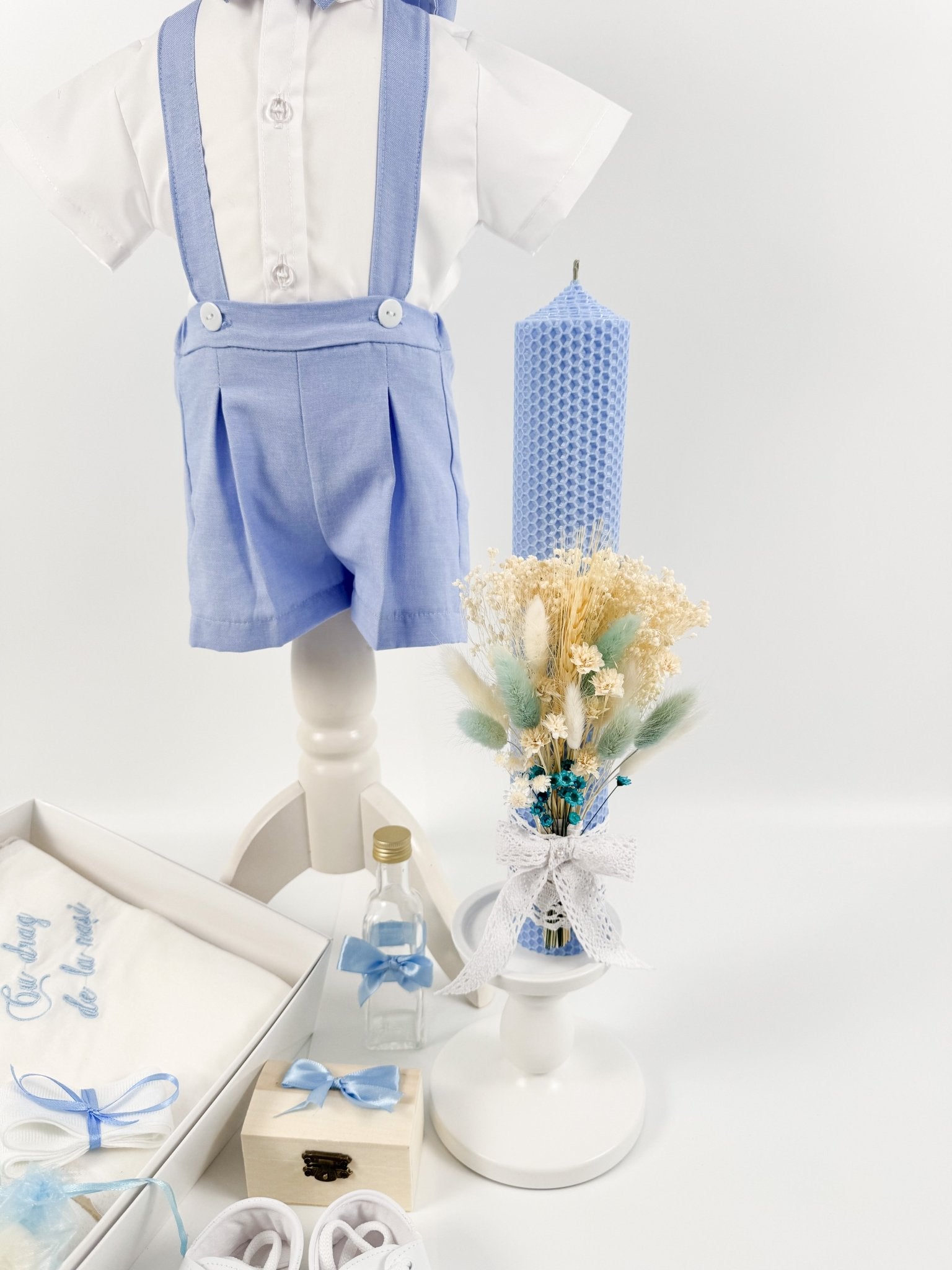 Trusou botez complet cu hainute si lumanare personalizata hand made - Mitrache - Botez bebelusi