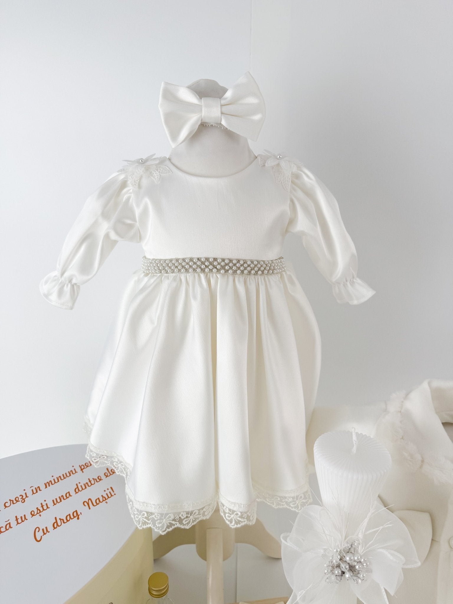 Trusou botez complet cu rochita eleganta, palton si lumanare personalizata manual - Cristina - Botez bebelusi