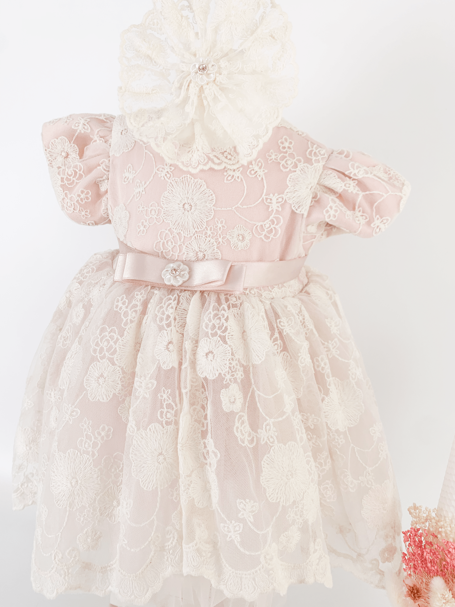 Trusou botez complet cu rochita eleganta si lumanare ceara naturala - Beatris - Botez bebelusi