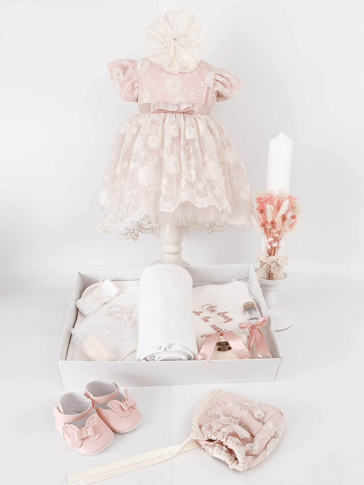 Trusou botez complet cu rochita eleganta si lumanare ceara naturala - Beatris - Botez bebelusi