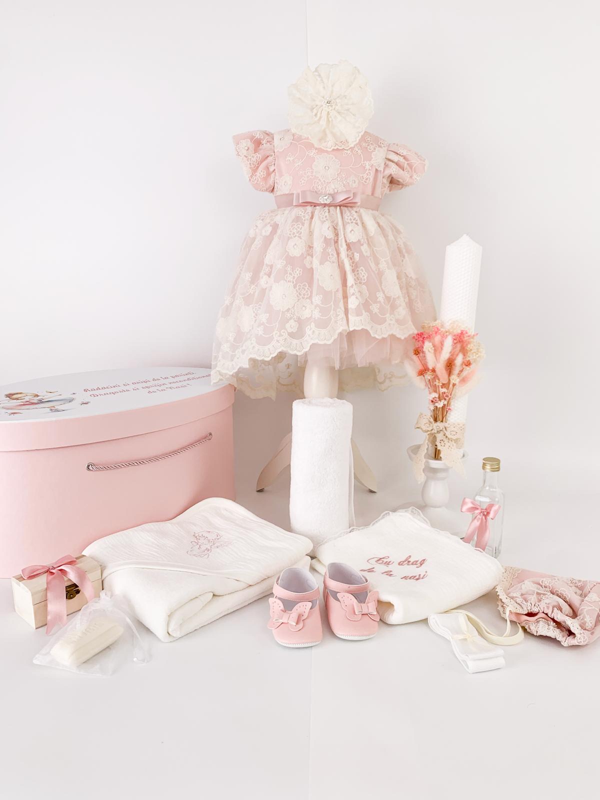 Trusou botez complet cu rochita eleganta si lumanare ceara naturala - Dania - Botez bebelusi