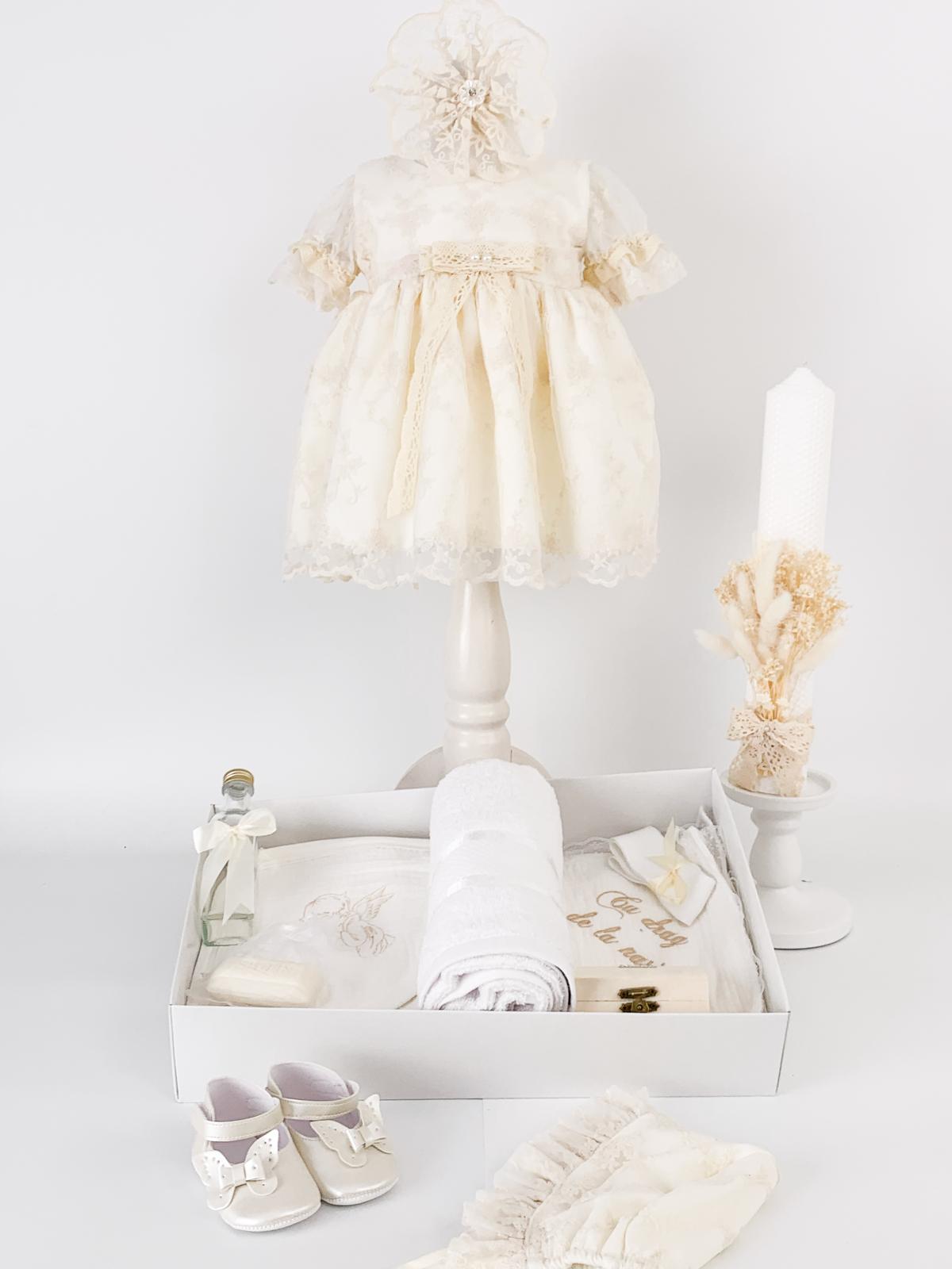 Trusou botez complet cu rochita eleganta si lumanare ceara naturala - Sena - Botez bebelusi