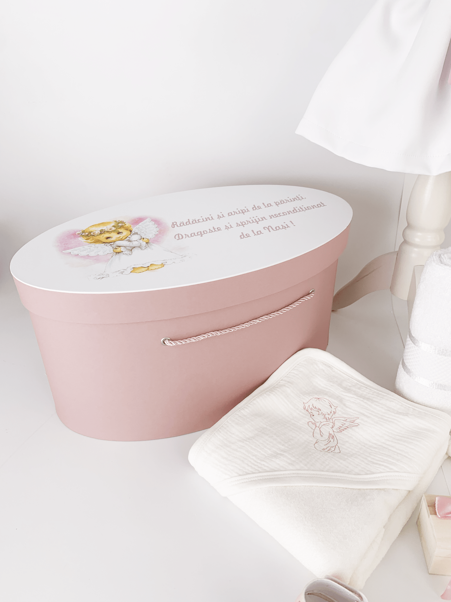 Trusou botez complet cu rochita eleganta si lumanare ceara naturala - Zenaida - Botez bebelusi