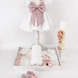 Trusou botez complet cu rochita eleganta si lumanare personalizata hand made - Anelys - Botez bebelusi