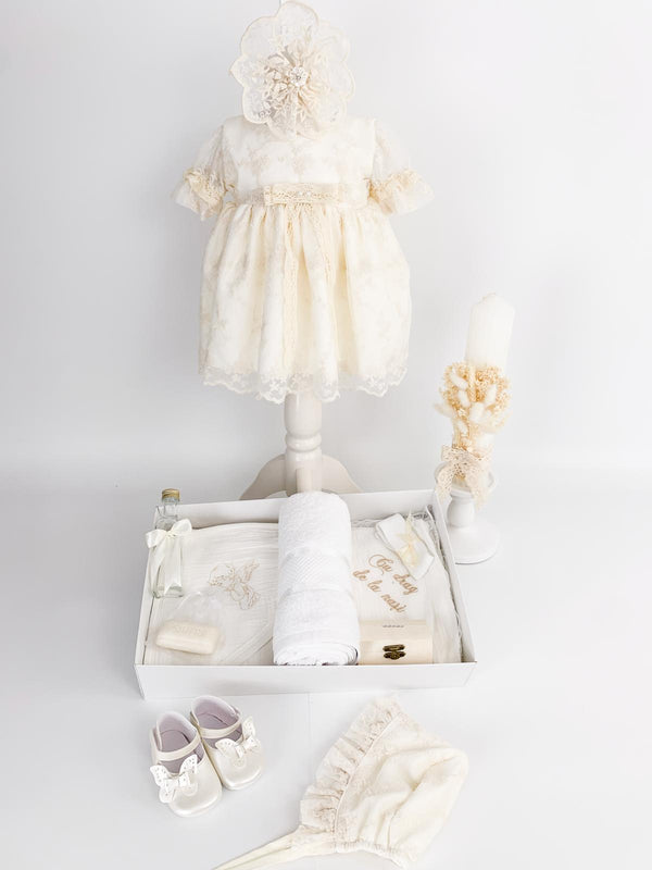 Trusou botez complet cu rochita eleganta si lumanare personalizata hand made - Crinuta - Botez bebelusi