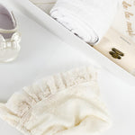 Trusou botez complet cu rochita eleganta si lumanare personalizata hand made - Crinuta - Botez bebelusi