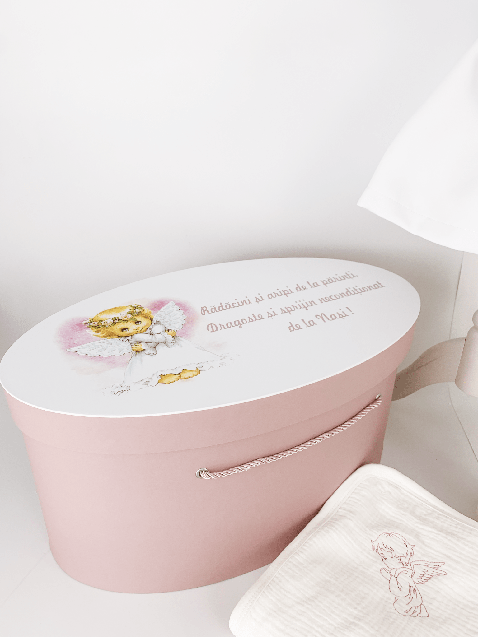 Trusou botez complet cu rochita eleganta si lumanare personalizata hand made - Dalia - Botez bebelusi