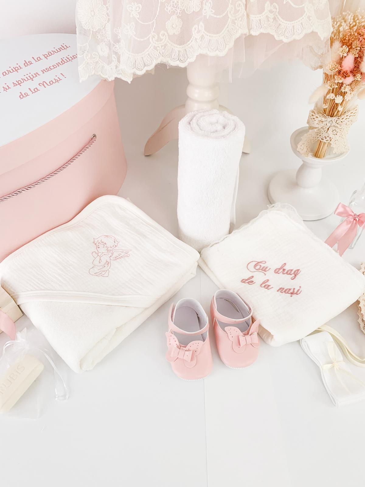 Trusou botez complet cu rochita eleganta si lumanare personalizata hand made - Danina - Botez bebelusi