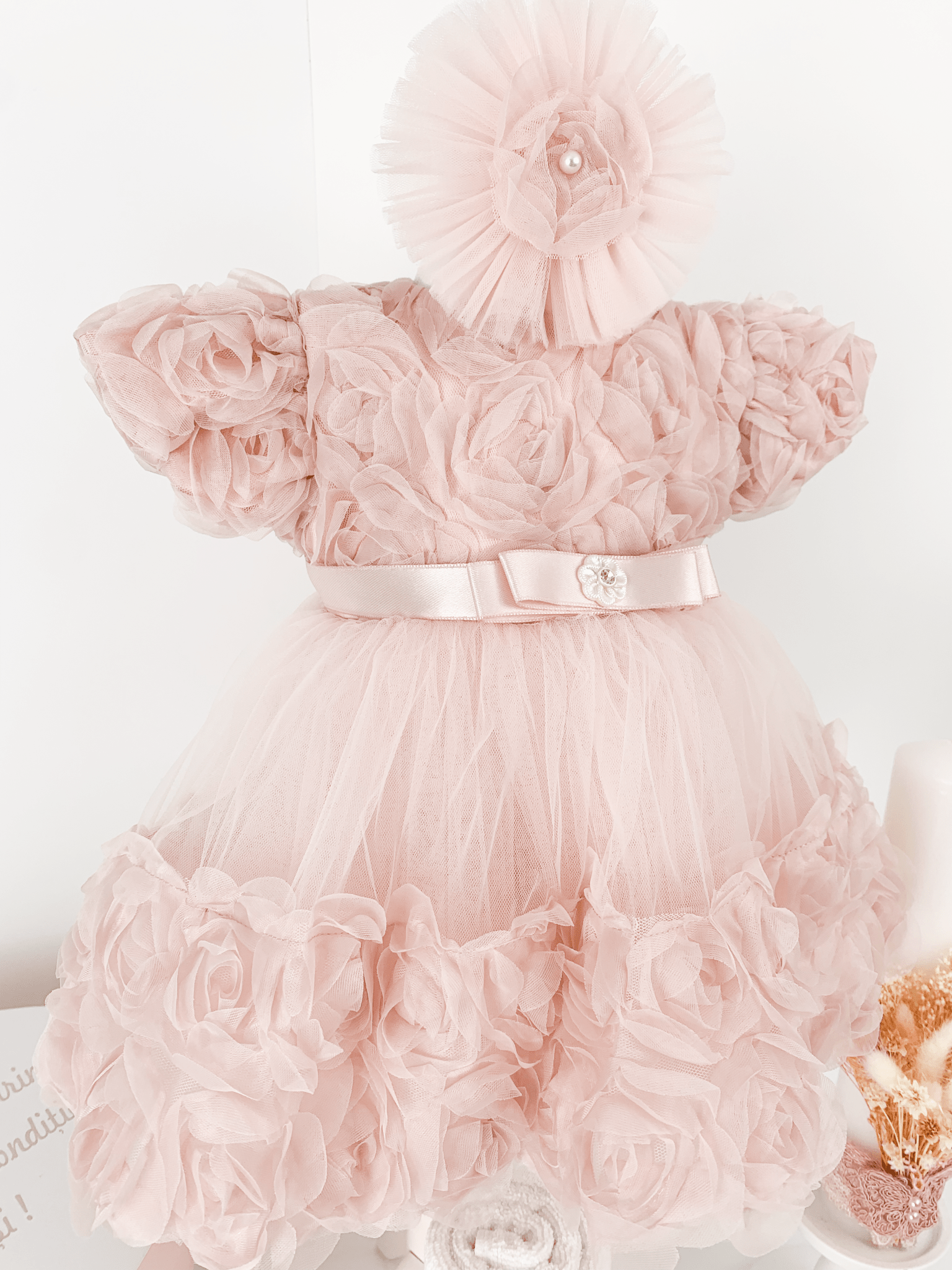 Trusou botez complet cu rochita eleganta si lumanare personalizata hand made - Genevive - Botez bebelusi
