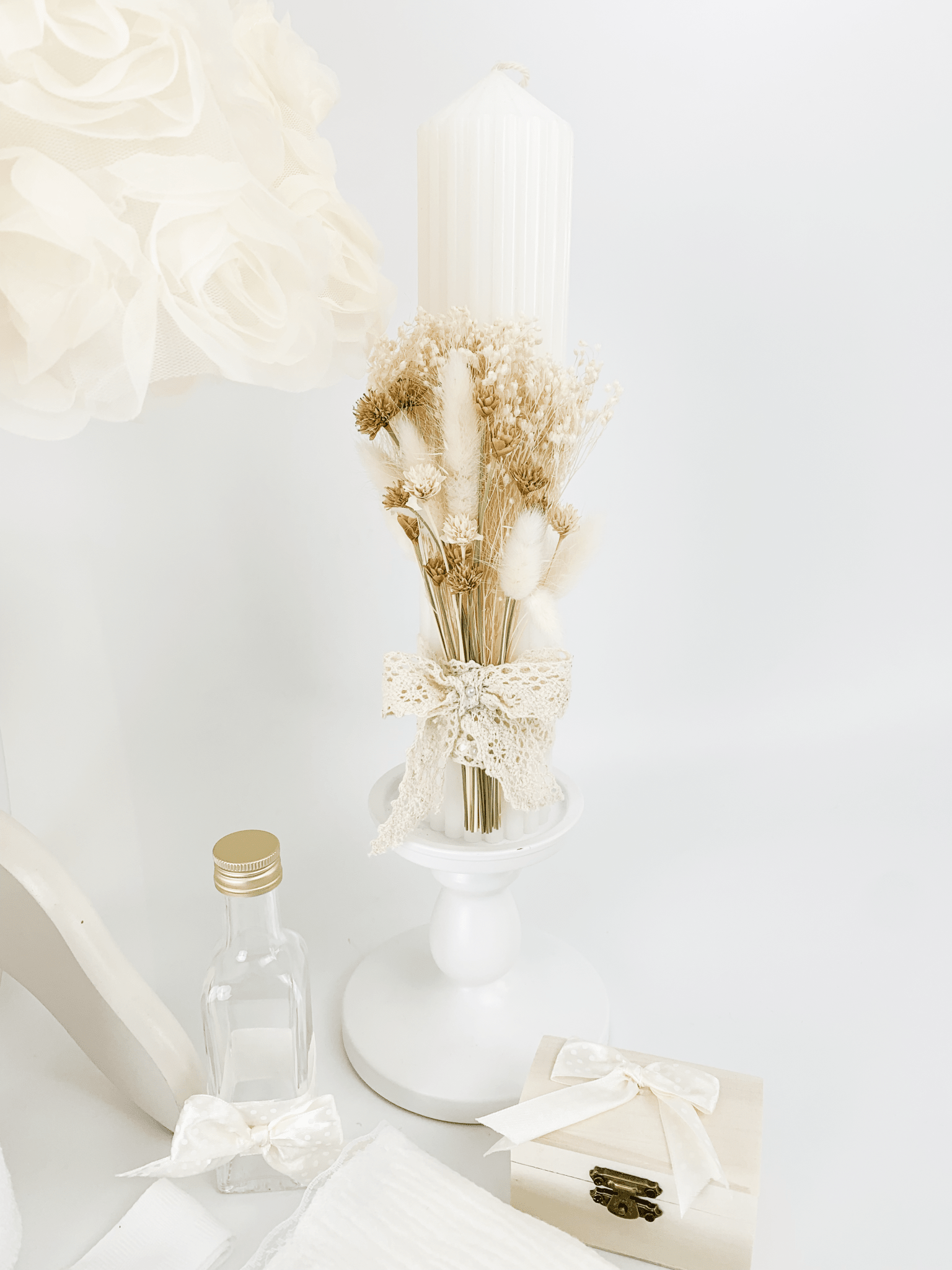 Trusou botez complet cu rochita eleganta si lumanare personalizata hand made - Gineva - Botez bebelusi