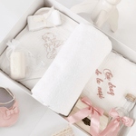Trusou botez complet cu rochita eleganta si lumanare personalizata hand made - Nadia - Botez bebelusi