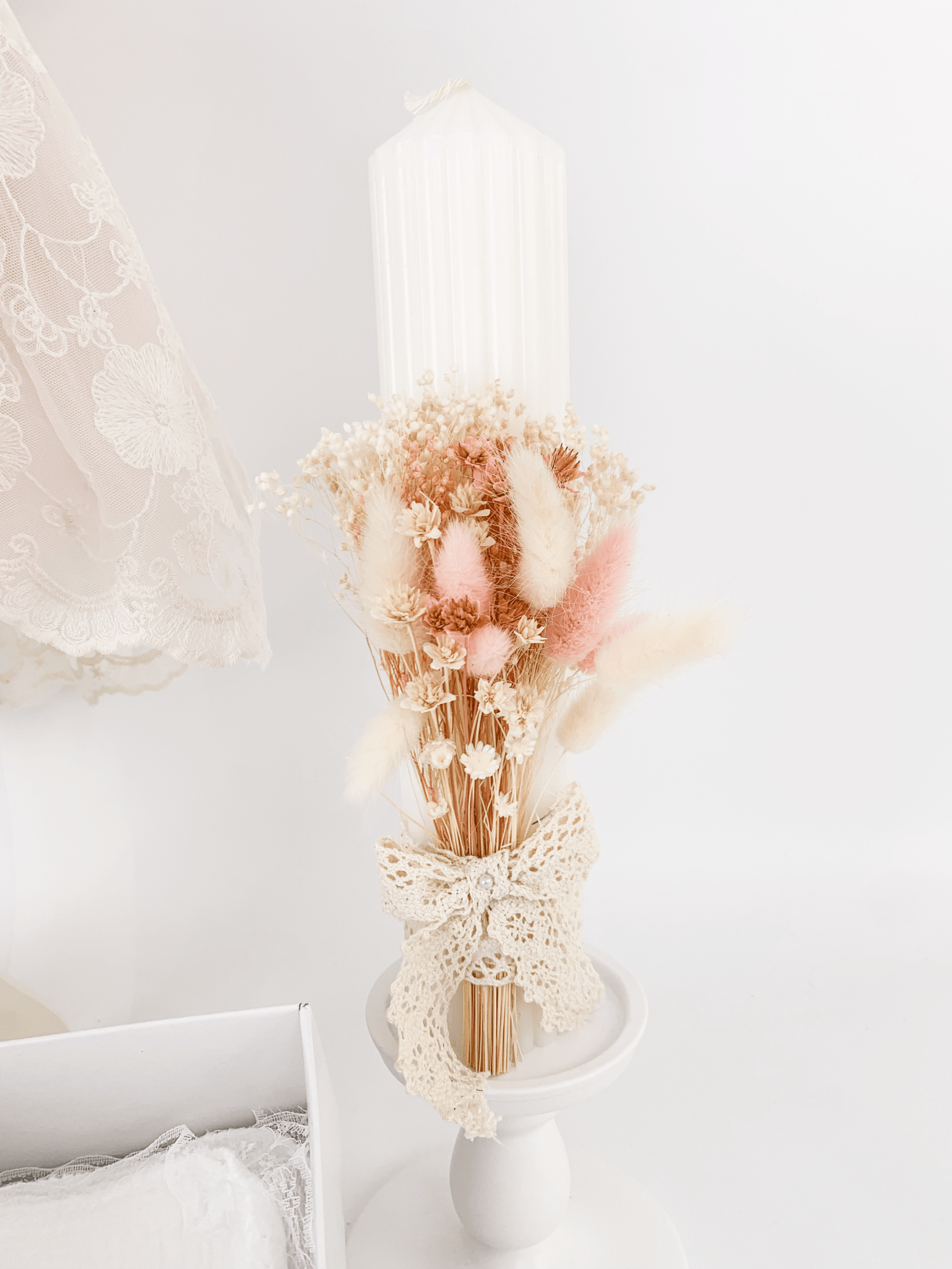 Trusou botez complet cu rochita eleganta si lumanare personalizata hand made - Nadia - Botez bebelusi