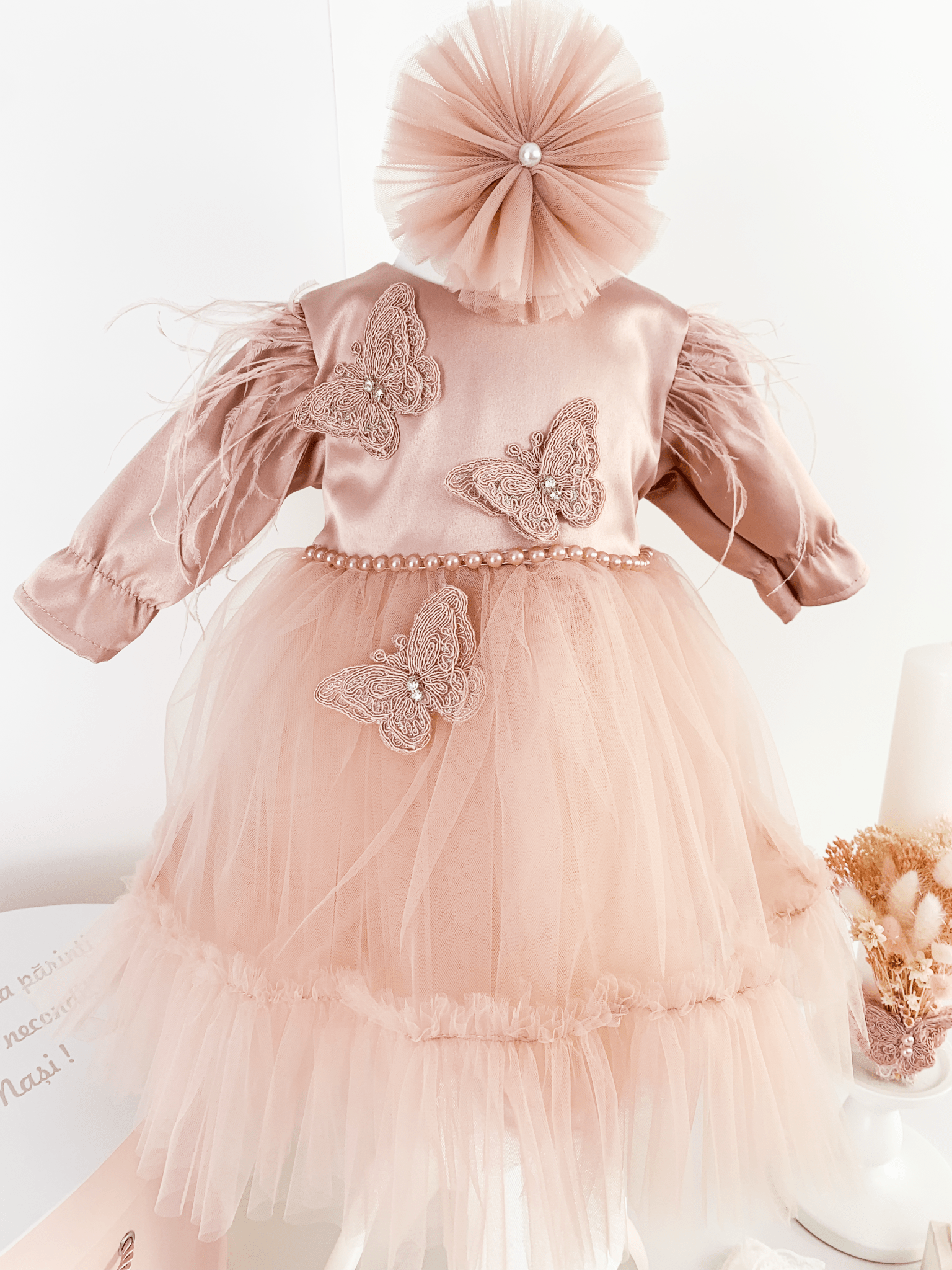 Trusou botez complet cu rochita eleganta si lumanare personalizata hand made - Olimpia - Botez bebelusi