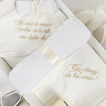 Trusou botez complet cu rochita eleganta si lumanare personalizata manual - Aurelia - Botez bebelusi