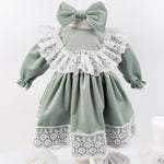 Trusou botez complet cu rochita eleganta si lumanare personalizata manual - Carmenuta - Botez bebelusi