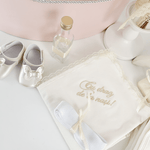 Trusou botez complet cu rochita eleganta si lumanare personalizata manual - Cristine - Botez bebelusi