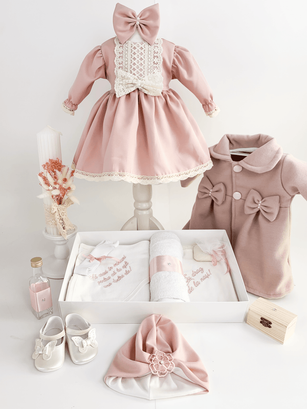 Trusou botez complet cu rochita eleganta si lumanare personalizata manual - Cristinica - Botez bebelusi