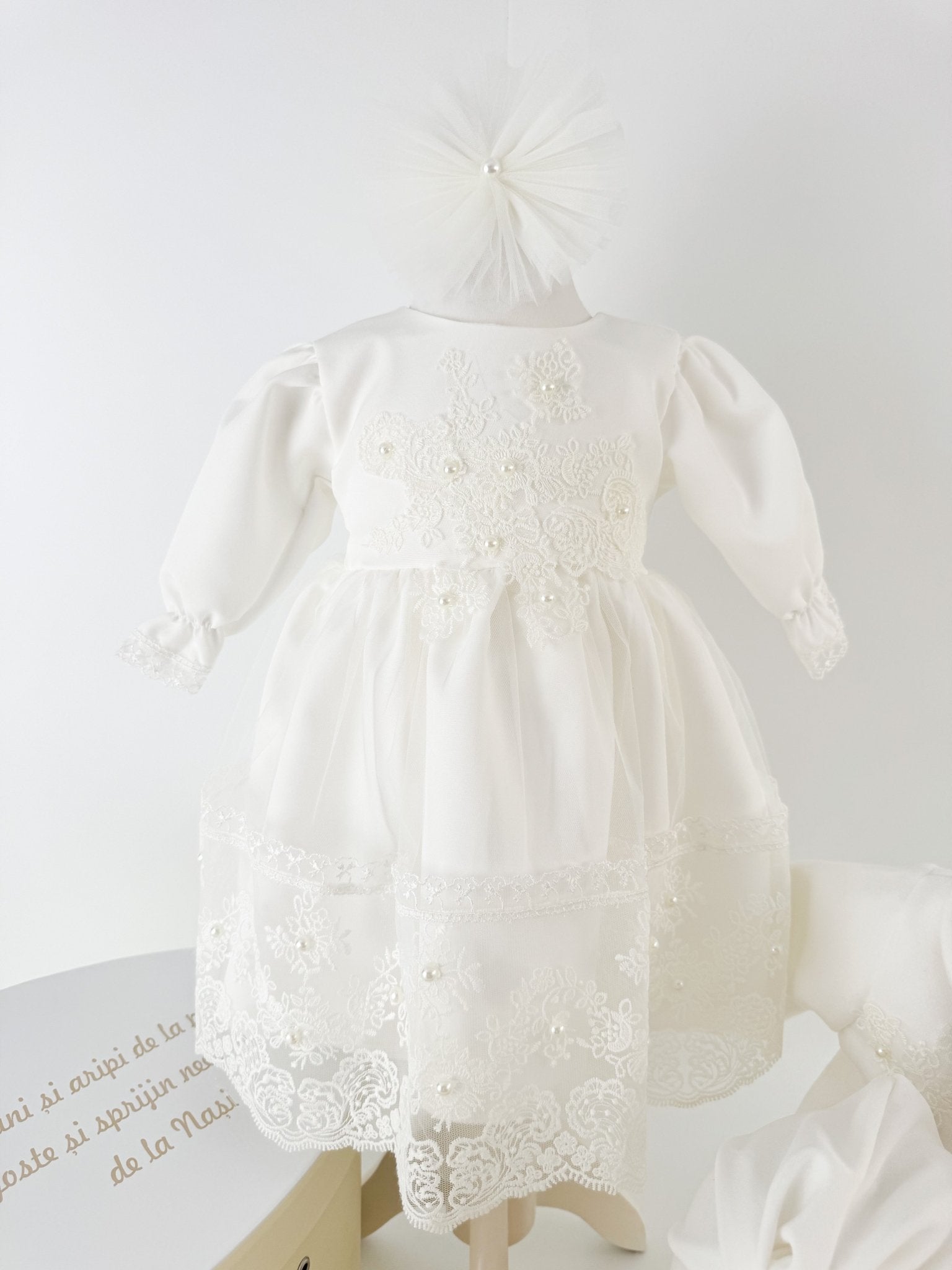 Trusou botez complet cu rochita eleganta si lumanare personalizata manual - Elenuta - Botez bebelusi