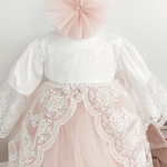 Trusou botez complet cu rochita eleganta si lumanare personalizata manual - Leah - Botez bebelusi