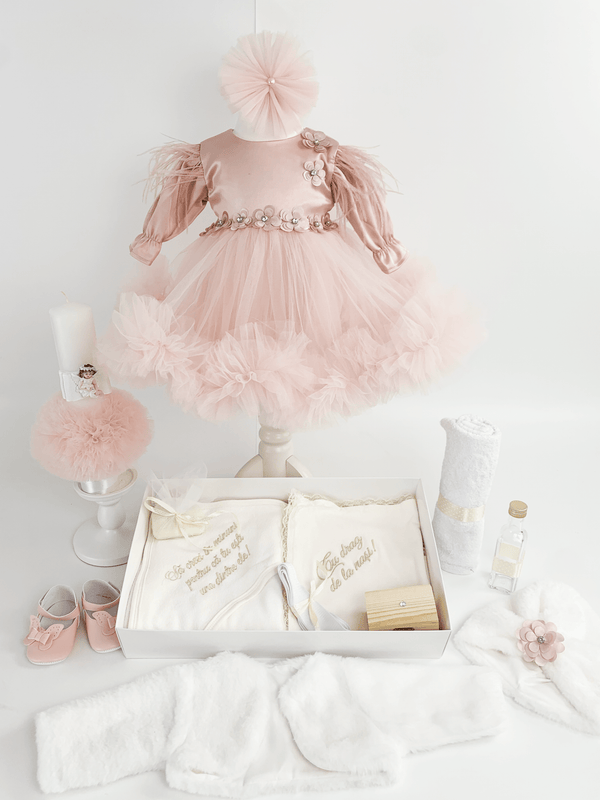 Trusou botez complet cu rochita eleganta si lumanare personalizata manual - Lena - Botez bebelusi