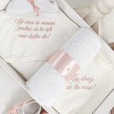 Trusou botez complet cu rochita eleganta si lumanare personalizata manual - Lola - Botez bebelusi