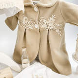 Trusou botez complet cu rochita eleganta si lumanare personalizata manual - Pauline - Botez bebelusi