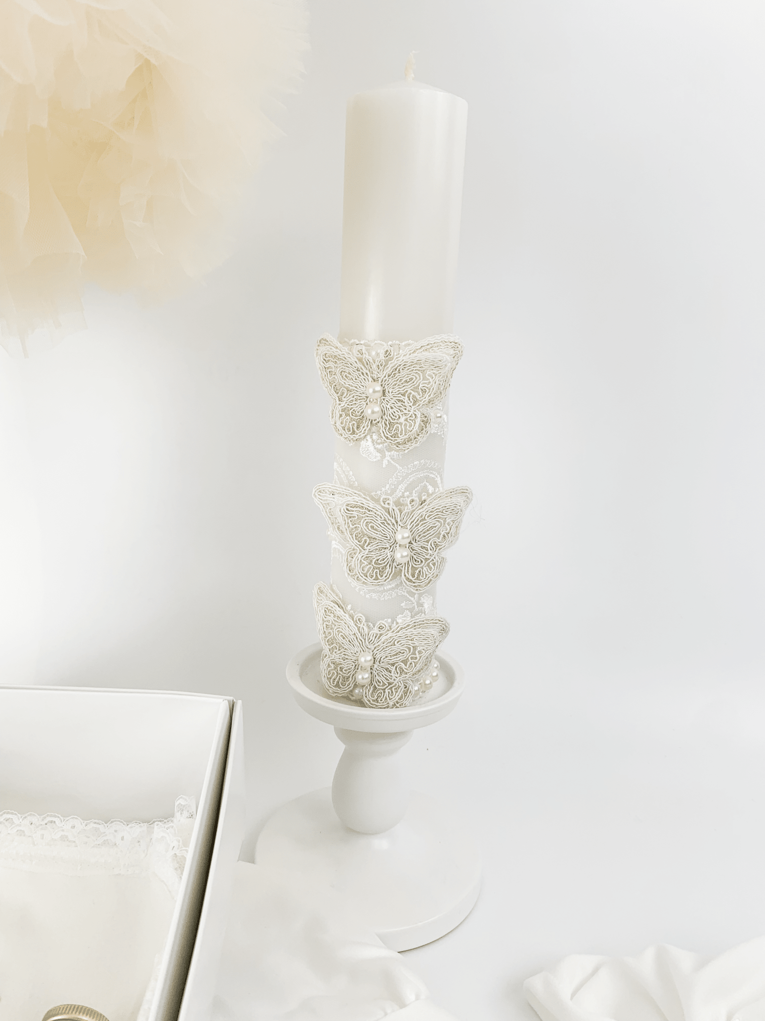 Trusou botez fetita cu dantela Calipso - Botez bebelusi