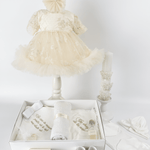 Trusou botez fetita cu dantela Calipso - Botez bebelusi