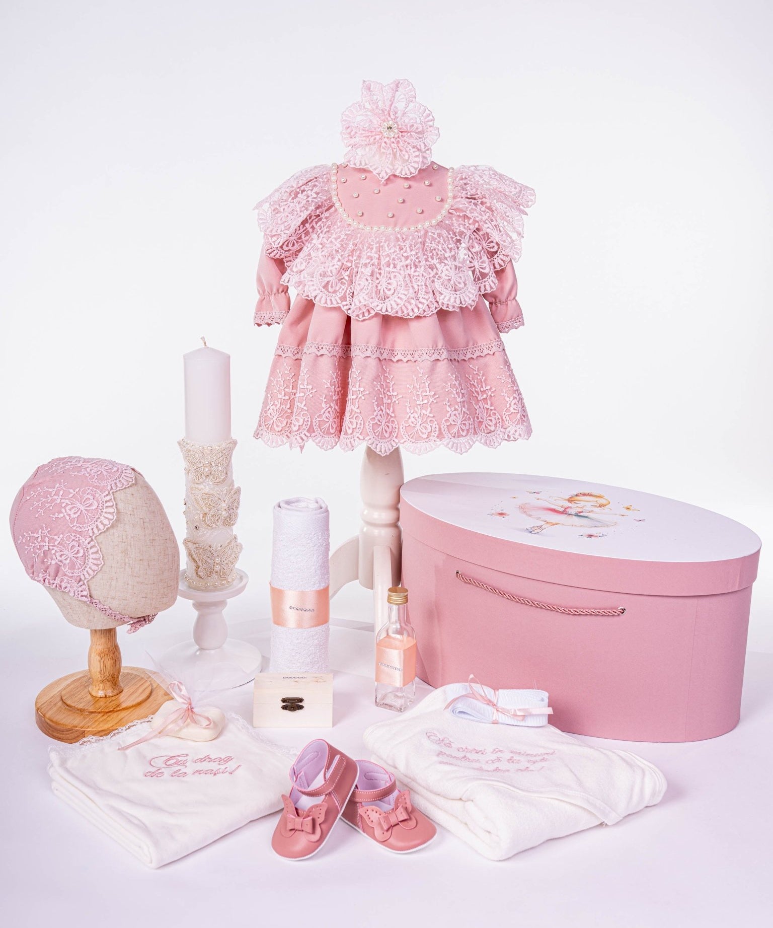 Trusou botez hand made cu rochita, lumanare si accesorii personalizate - Gisela - Botez bebelusi