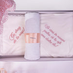 Trusou botez hand made cu rochita, lumanare si accesorii personalizate - Soraia - Botez bebelusi