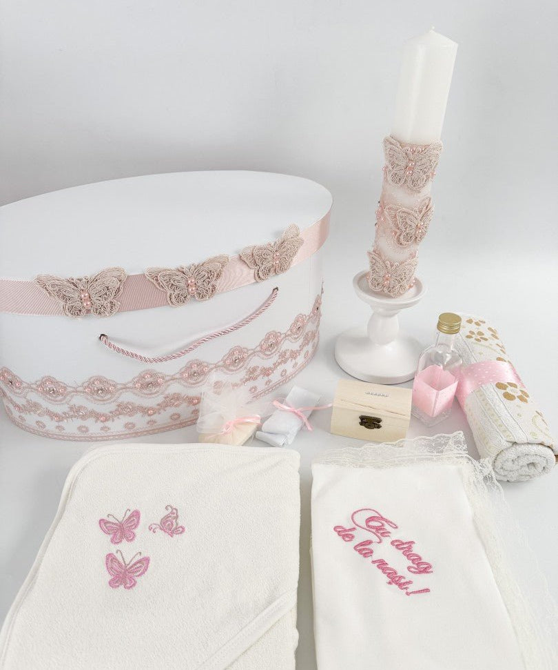 Trusou complet fetita roz cu fluturasi - Botez bebelusi