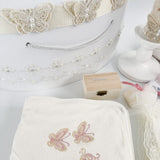 Trusou complet fetita roz pudra cu fluturasi - Botez bebelusi