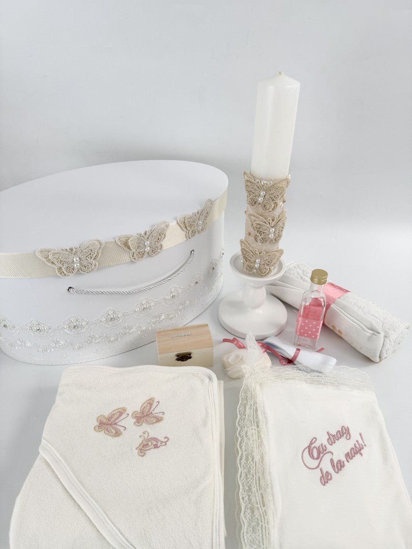 Trusou complet fetita roz pudra cu fluturasi - Botez bebelusi