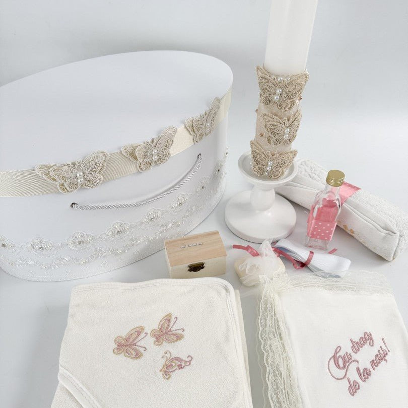 Trusou complet fetita roz pudra cu fluturasi - Botez bebelusi