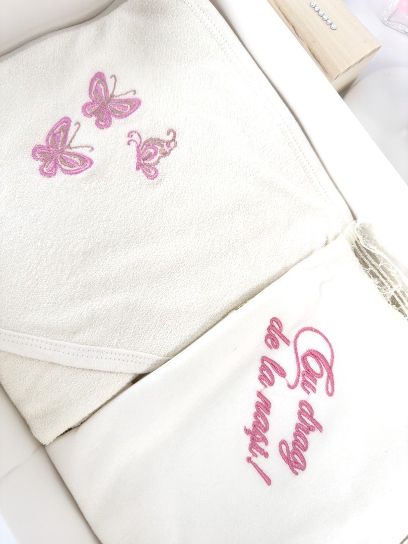 Trusou fetita roz cu fluturasi - Botez bebelusi