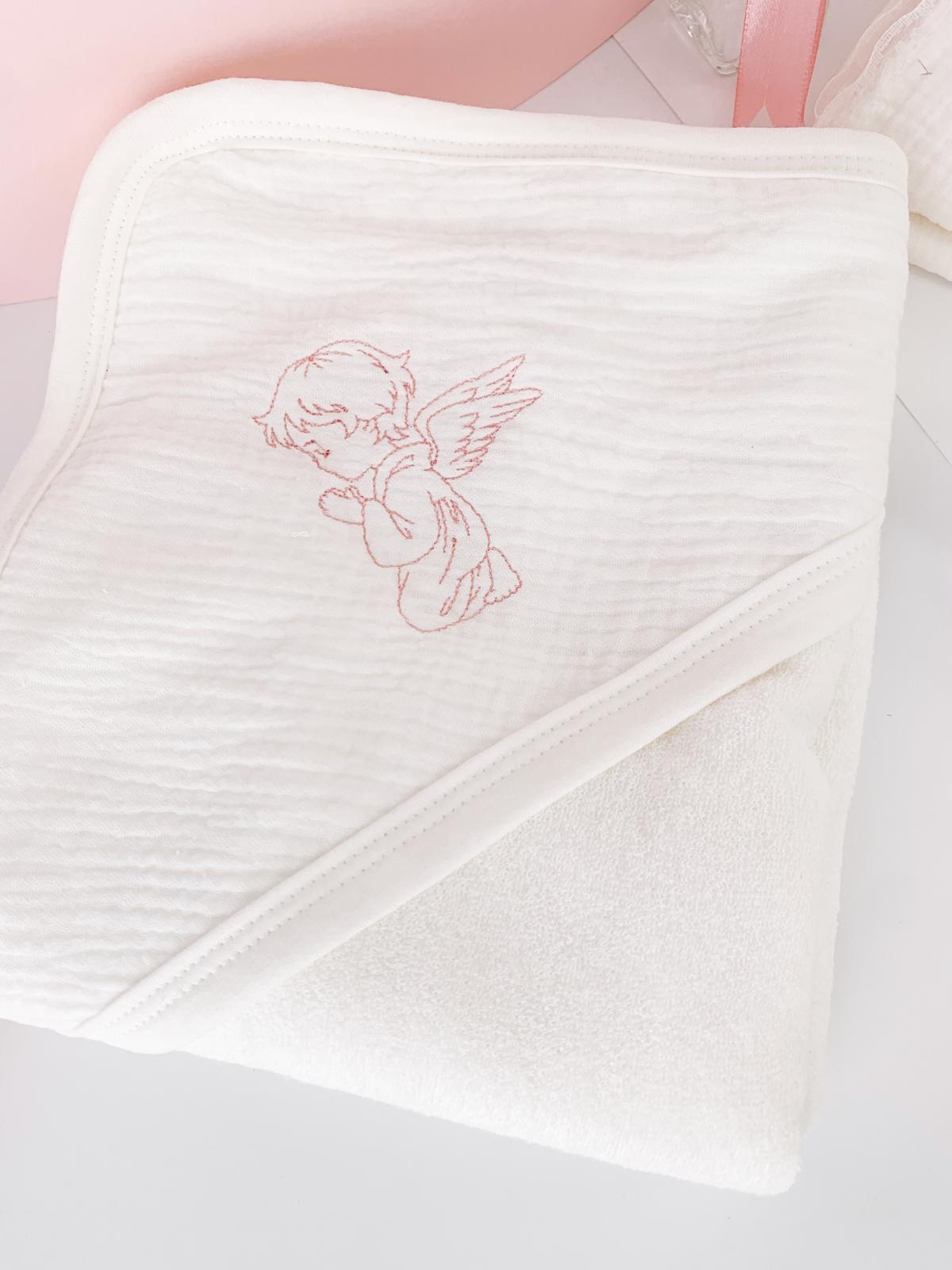 Trusou personalizat botez cu cufar, muselina si lumanare ceara naturala - Talia - Botez bebelusi
