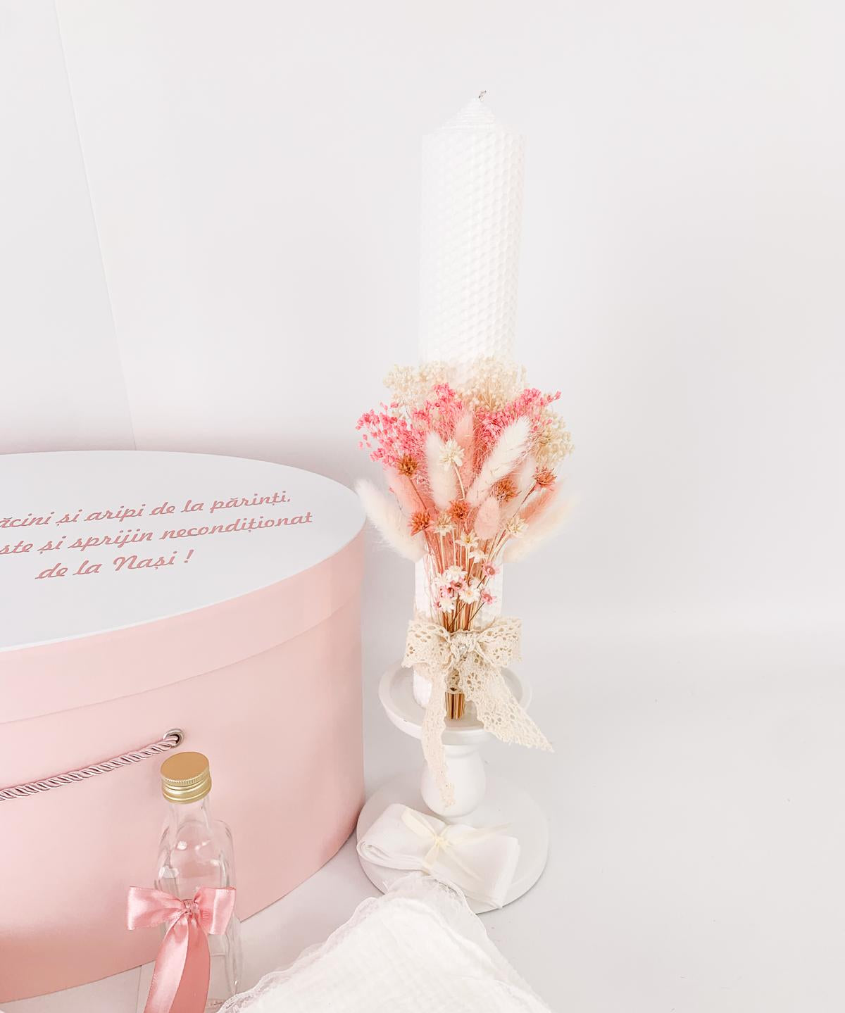 Trusou personalizat botez cu cufar, muselina si lumanare ceara naturala - Talia - Botez bebelusi